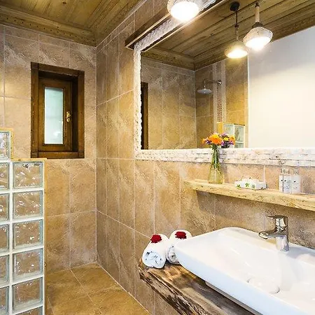 Chalet Gokova